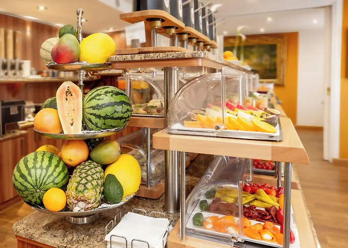 Tiptop Hotel Burgschmiet Garni